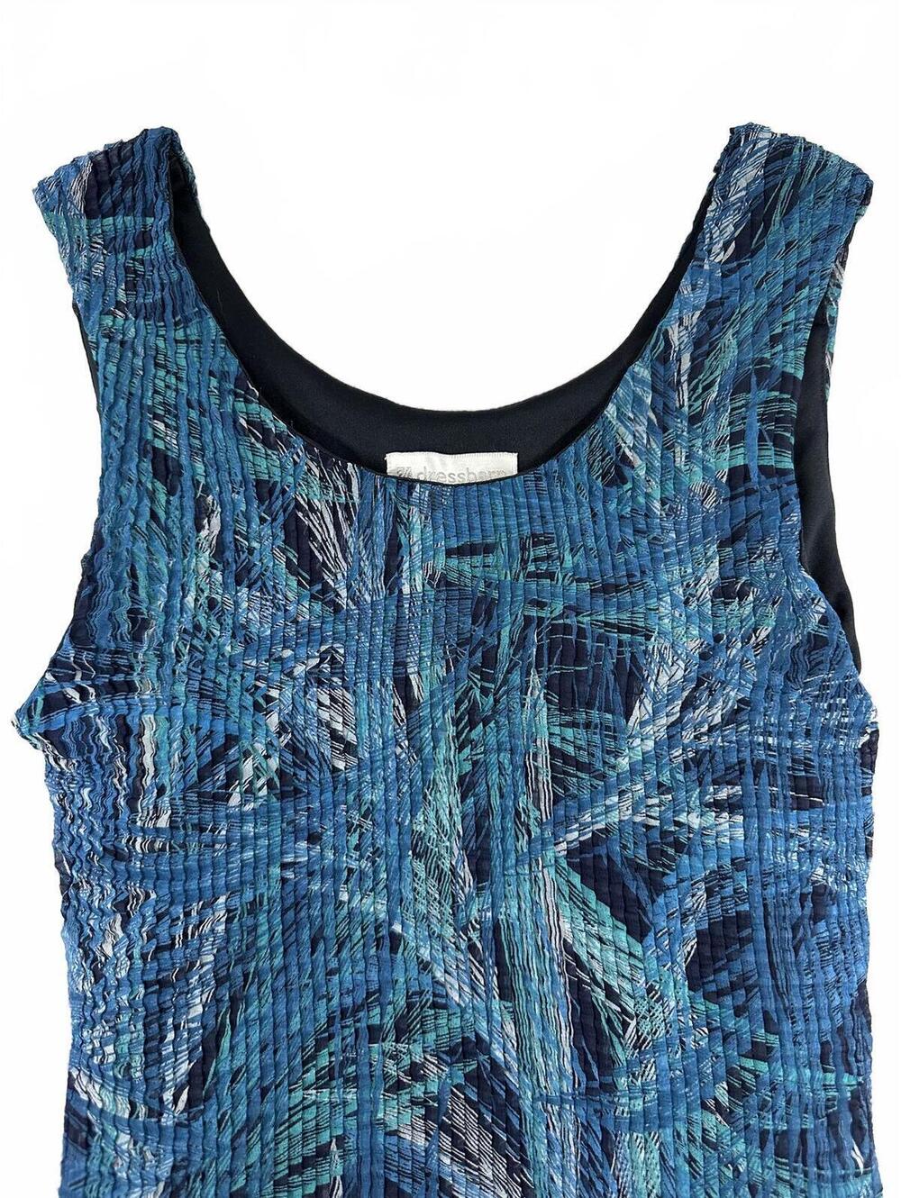 Dressbarn Blue Textured Sleeveless Top - Picture 4 of 6